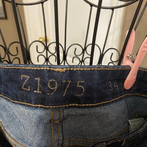 ๐ 3 for $45 ZARA Basic Denim Jeans in Size 2 EUC - Picture 3 of 13
